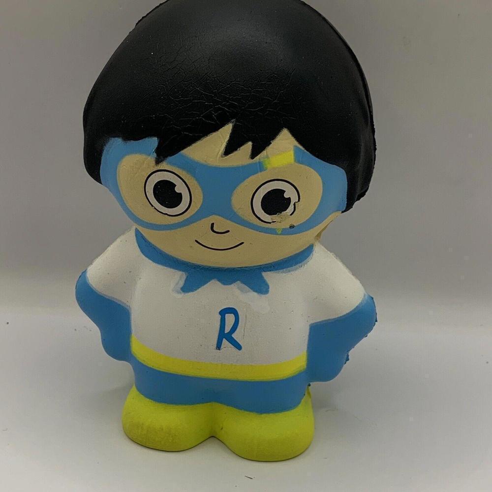 Ryan's World Squishies Blue Titan 5.5-Inch Squeeze Toy READ​​​​​